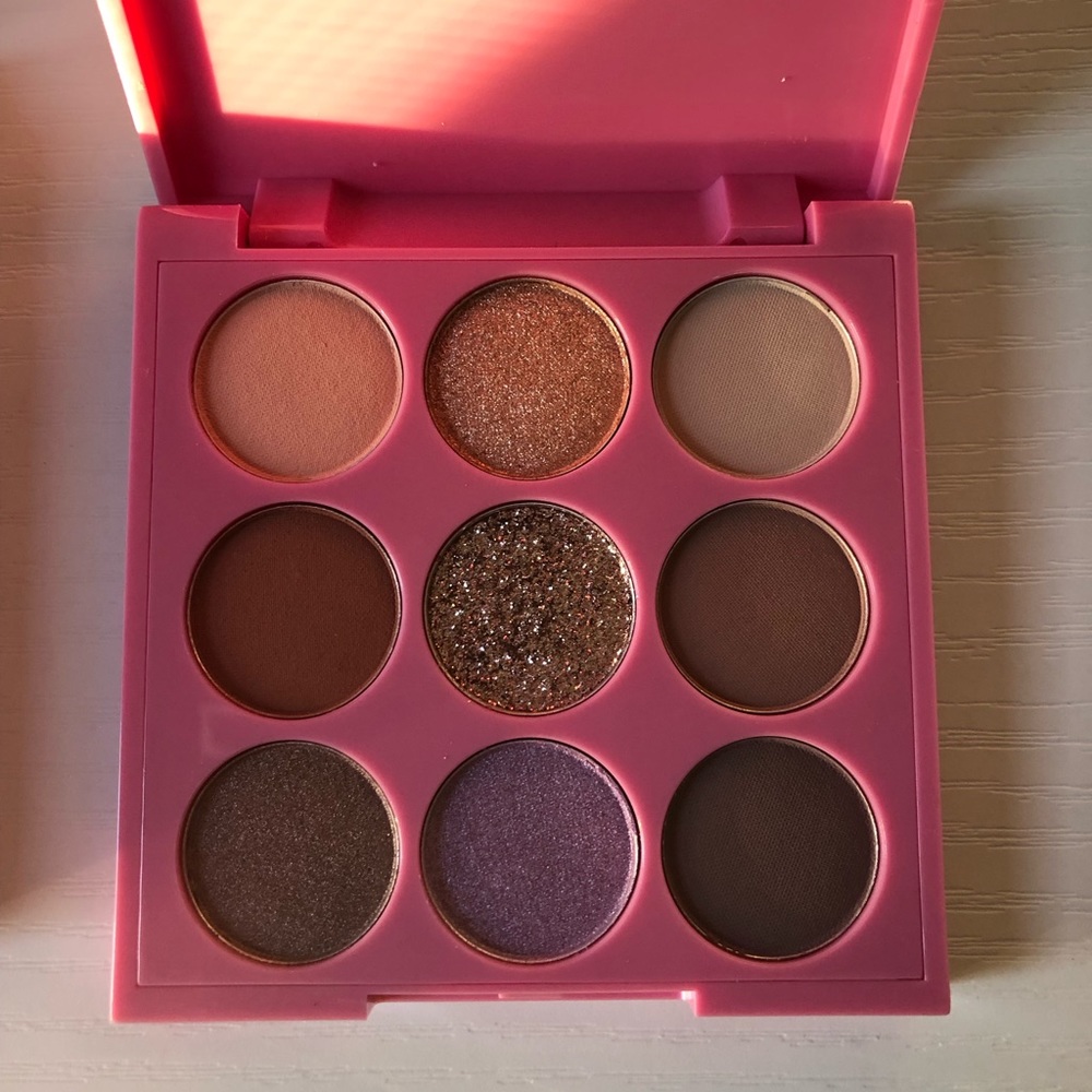 Lucky chick daydreams eyeshadow pallet